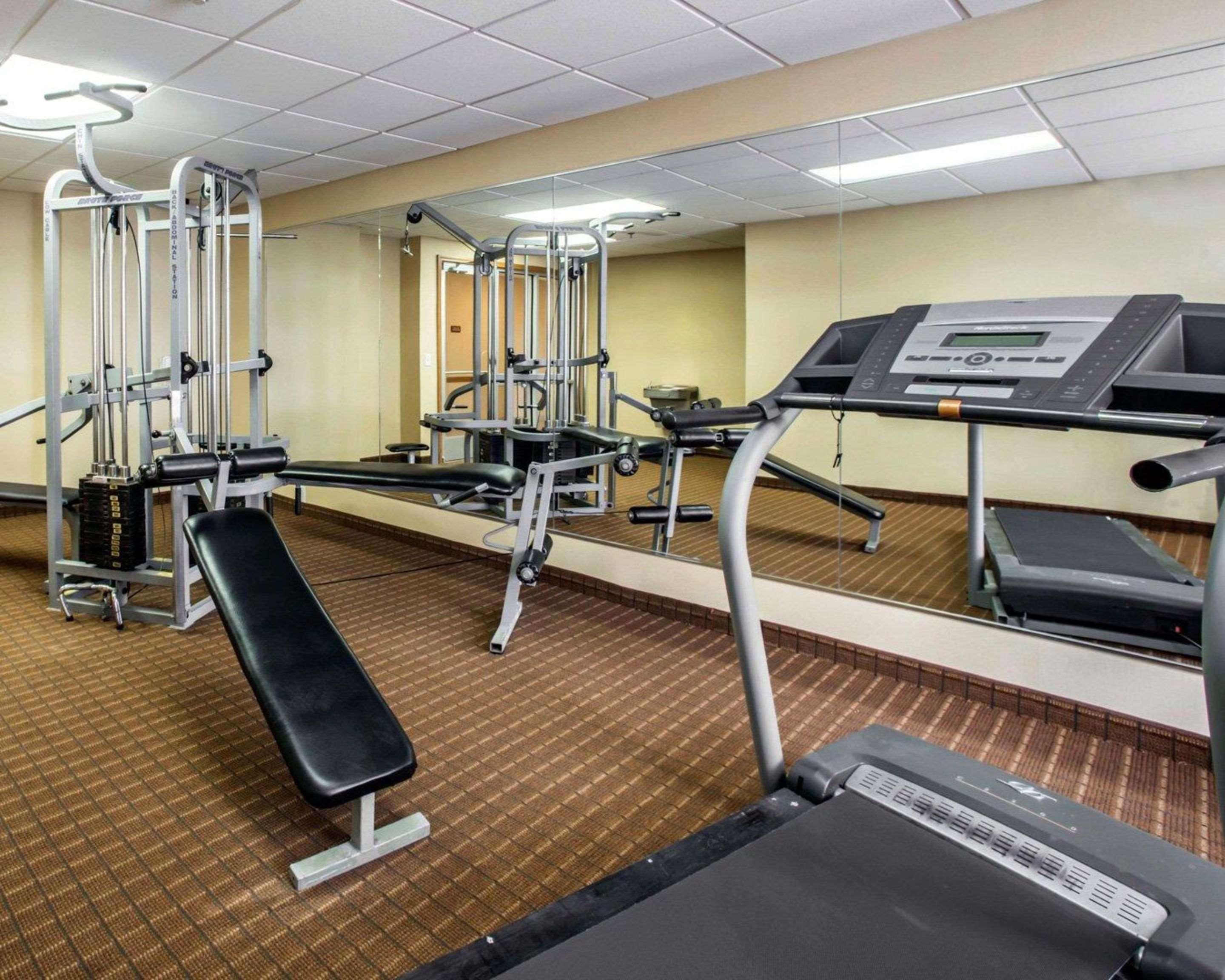 Comfort Inn & Suites Greenville I-70 Екстериор снимка